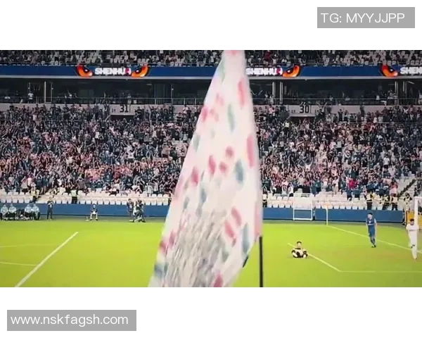 猴哥逆袭成足球明星的传奇之路与不为人知的奋斗故事